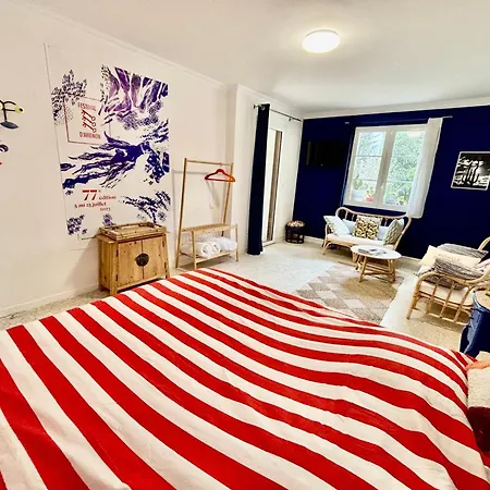 Beau Dans Mas Provencal Apartment *